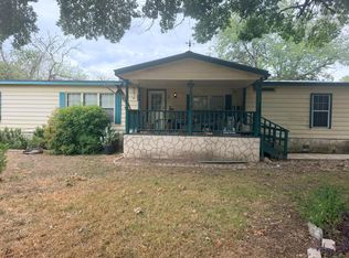 151 Oak Dr, Mc Queeney, TX 78123