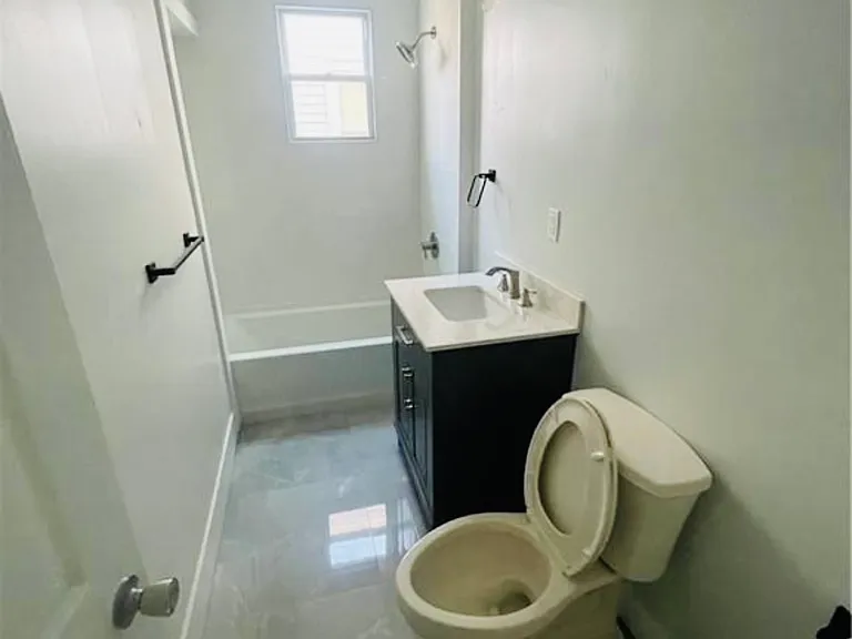 34 Mahl Ave #1 — Photo 8