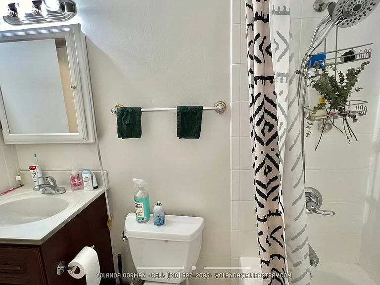 8 Admiral Dr #424 — Photo 13