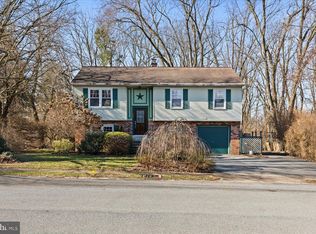 524 Ashford Dr, Lancaster, PA 17601