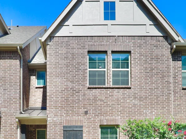 325 Baker Dr, Plano, TX 75074