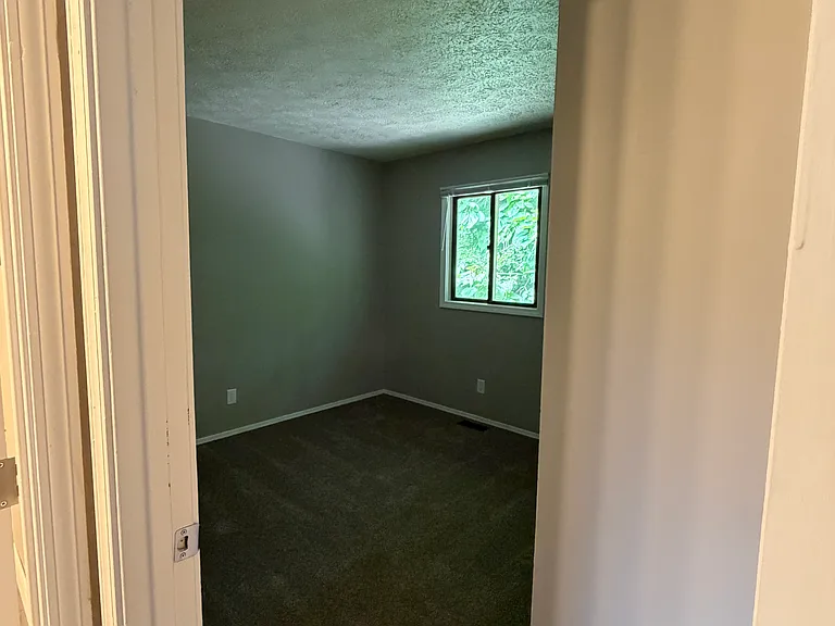 327-329 N Beach Dr #327 — Photo 8