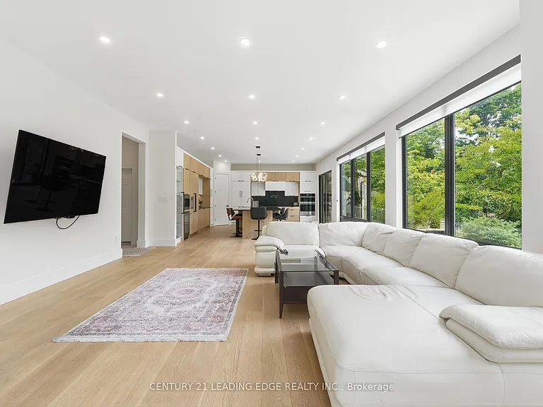 1362 Devon Rd — Photo 8