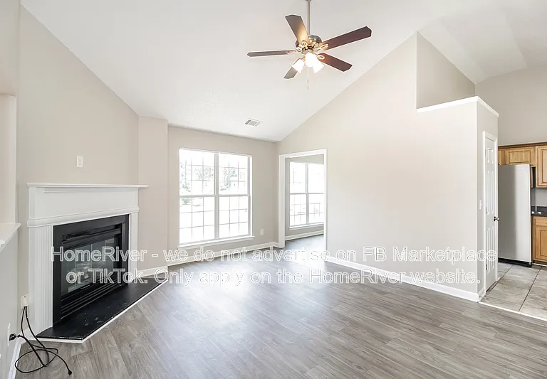 5037 Kens Ct — Photo 3