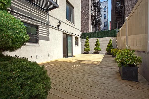 Sold by Park River | media 6