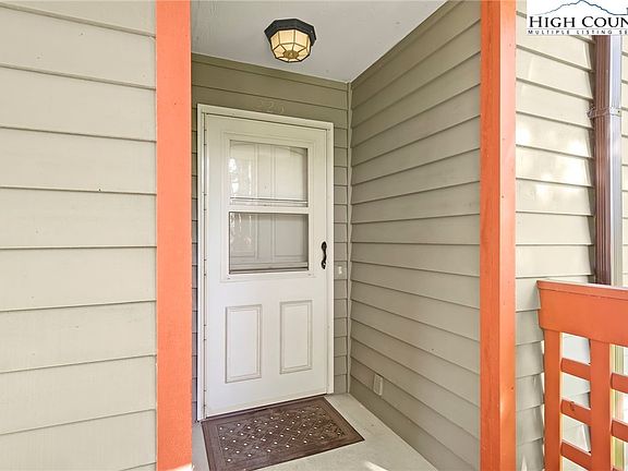 5th image of 151 Deer Valley Drive #225