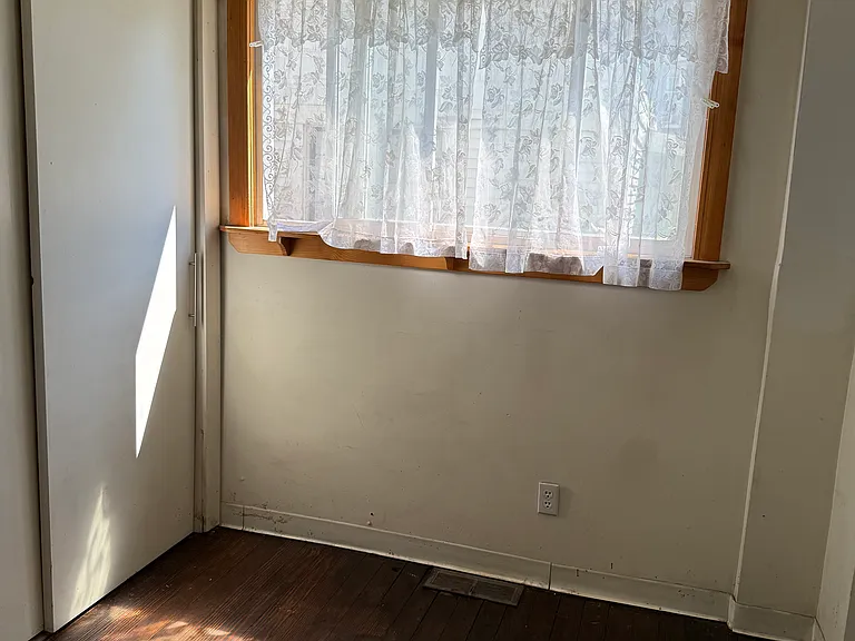 414 Homewood Ave SE #1 — Photo 5