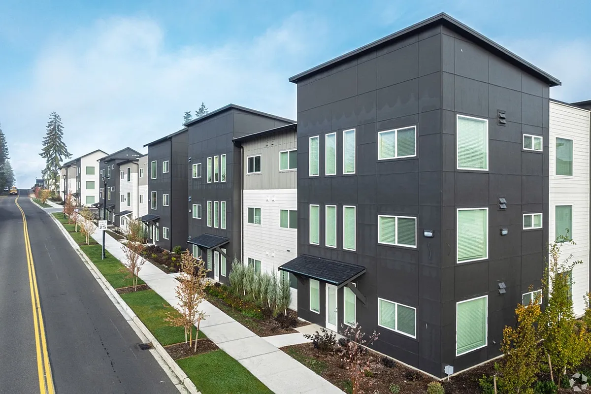 Building Photo - 1511 SE Blueberry Rd