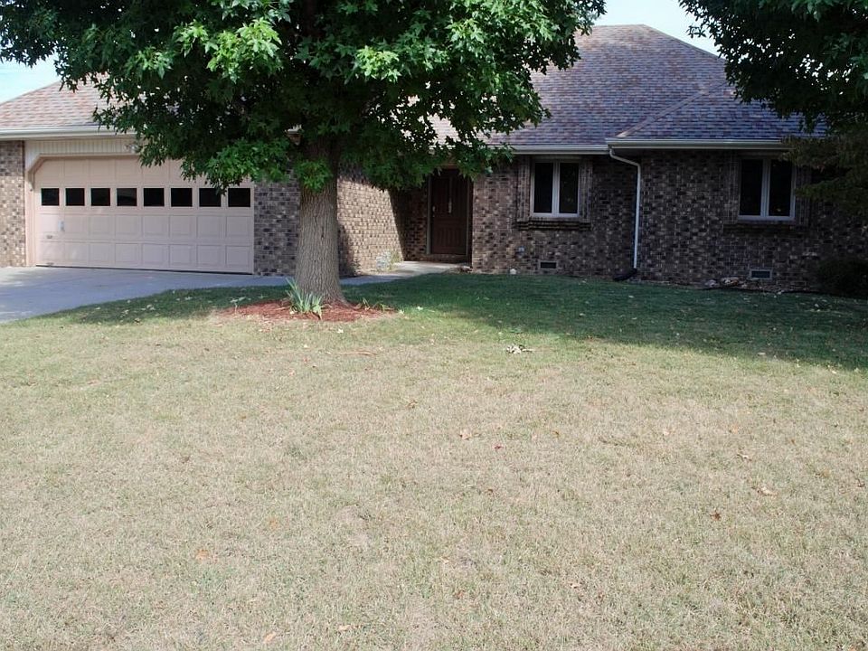 1st image of 705 W Wasson Dr