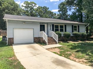 2605 Sourwood St, Raleigh, NC 27610