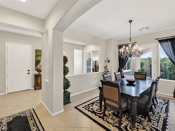 3rd image of 2530 Braehead Ln