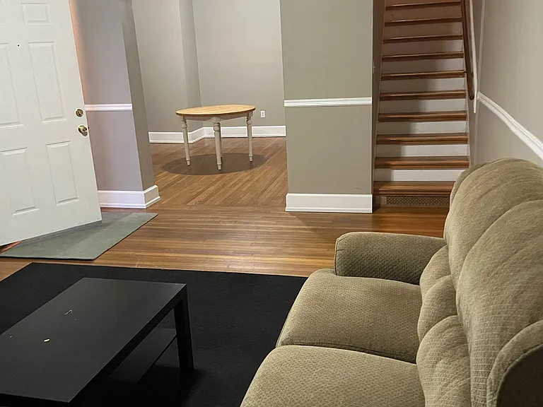 105 & 109 E Broad St #109 — Photo 11