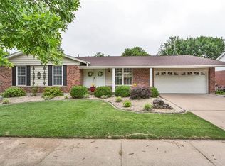 15423 Cousteau Dr, Florissant, MO