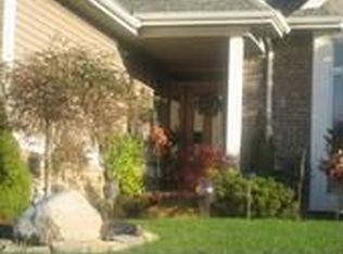 3892 Highgate Trl, Brighton, MI 48114