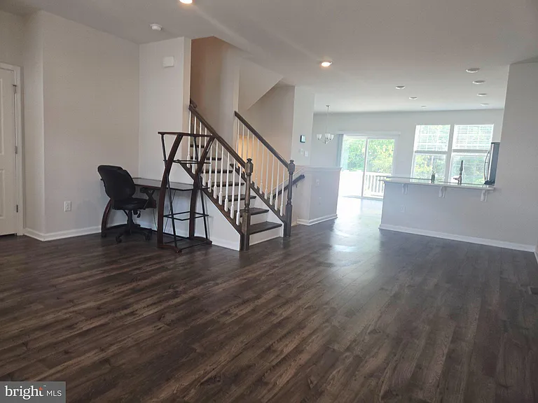 34 Autumn Park Dr — Photo 16