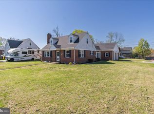8466 Greenway Rd, Pasadena, MD