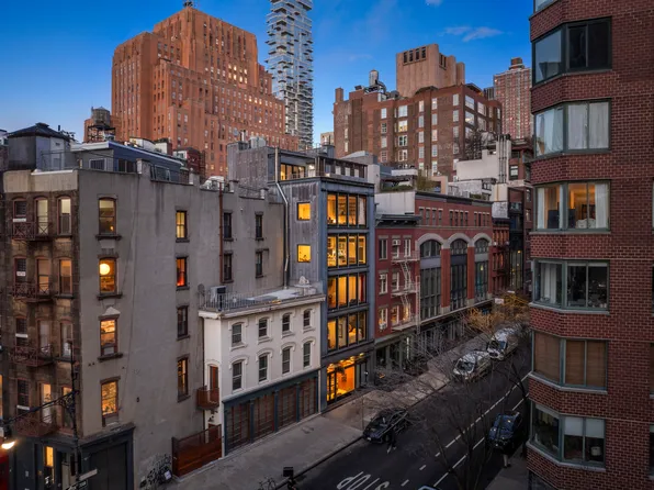 156 Reade Street image 37 of 37
