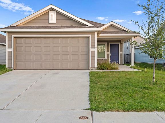 3rd image of 1436 Mahogany Ln