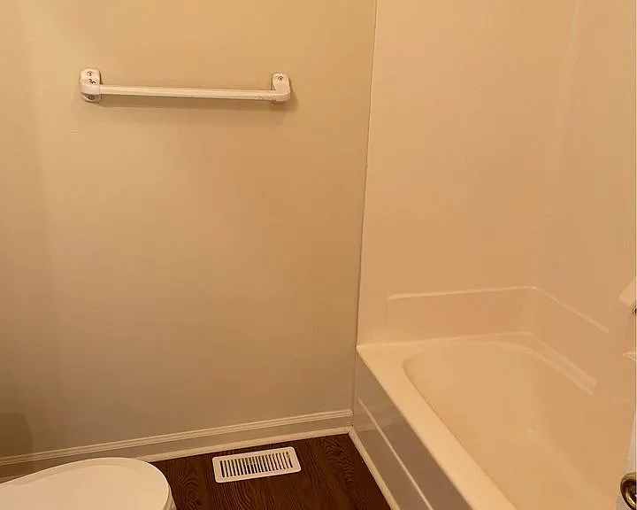 131 Alycia Dr — Photo 7