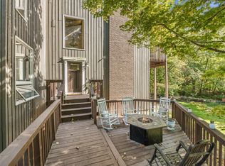 111 Timbercreek Dr, Yorkville, IL 60560