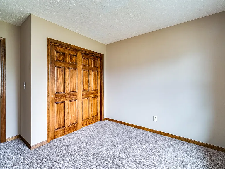 230 N Gebhart Church Rd — Photo 18