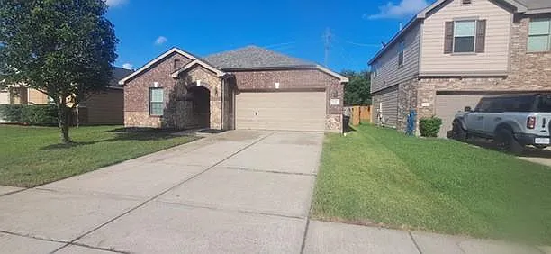 7914 Tilbury Woods Ln — Photo 1