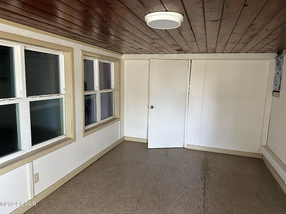 2nd image of 707 N Macarthur Ave