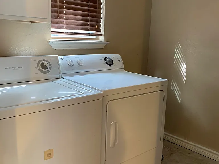 912 Keith Ln #A — Photo 9