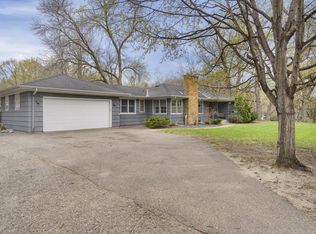 19565 Rosedale Ave, Excelsior, MN 55331