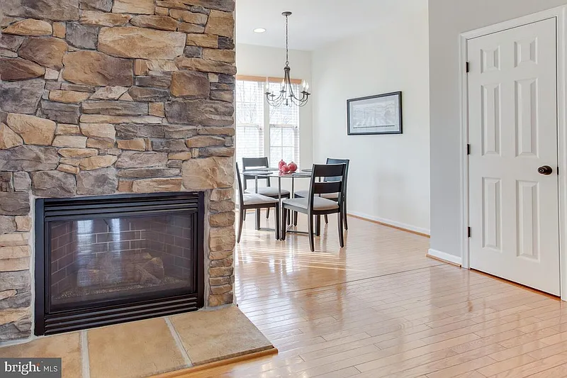 Thumbnail 15