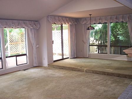 2nd image of 2926 NE 193rd St