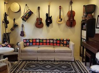 4550 Oakwood Dr, Zionsville, IN 46077