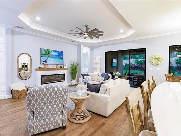 5th image of 17397 Caravita LN