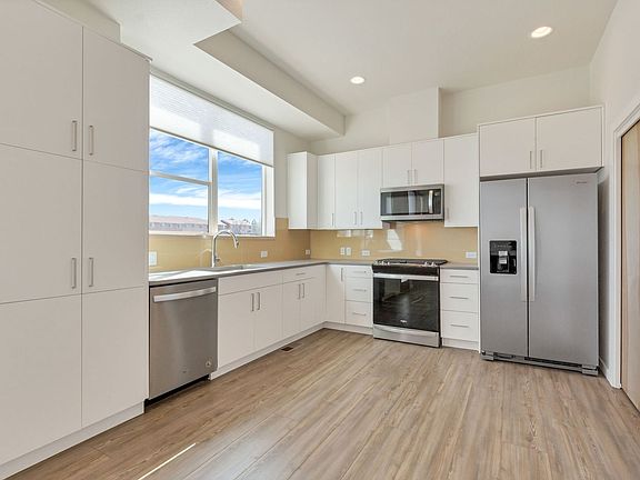 5th image of 759 Cristo Ln #A