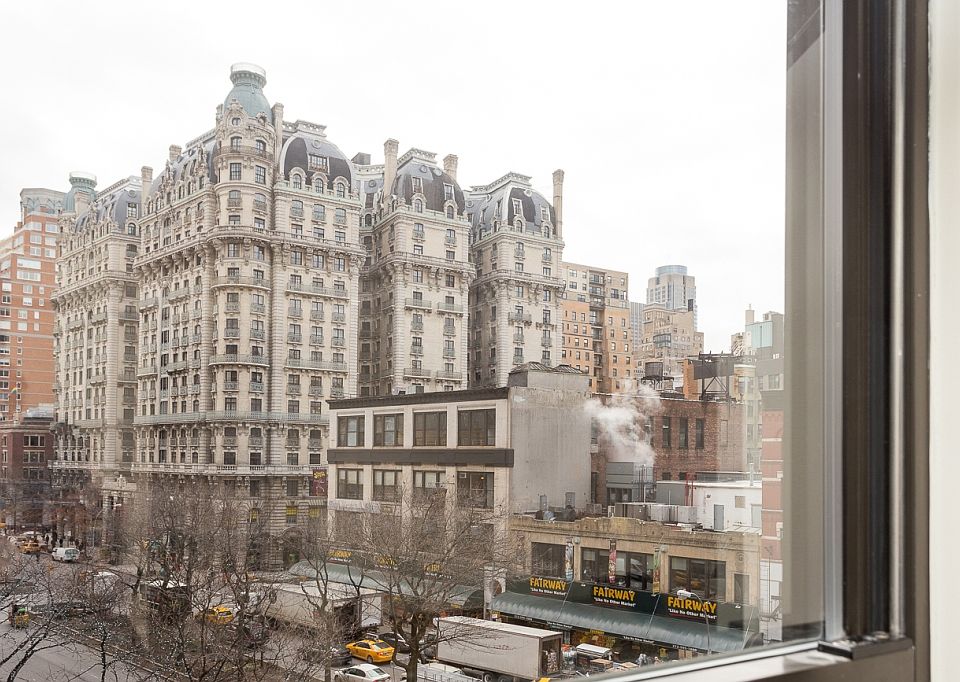 1st image of 2138 Broadway #5F