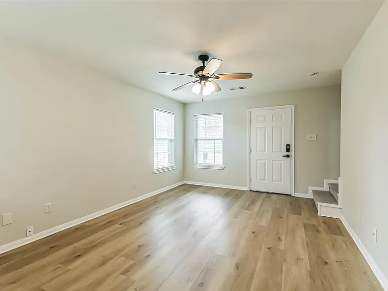 1799 League Line Rd #1 — Photo 7