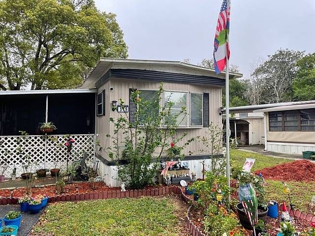 1st image of 549 Sandy Palm Dr