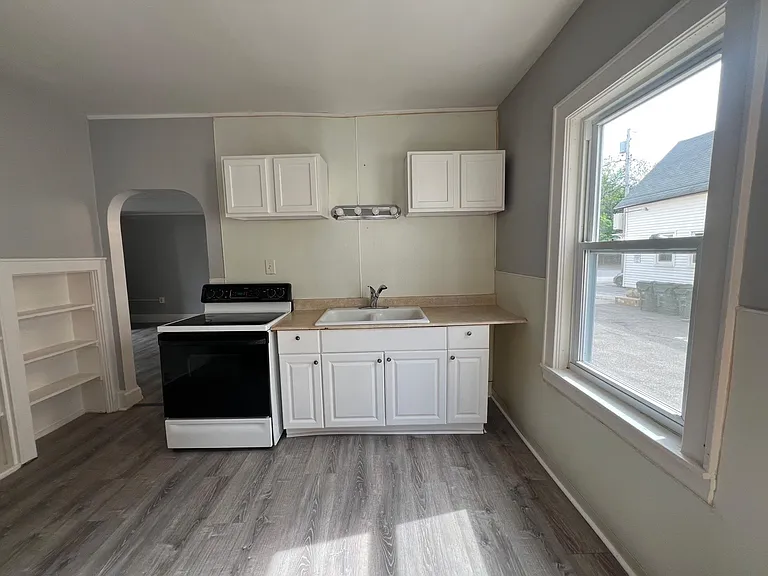 55 High St #2 — Photo 2