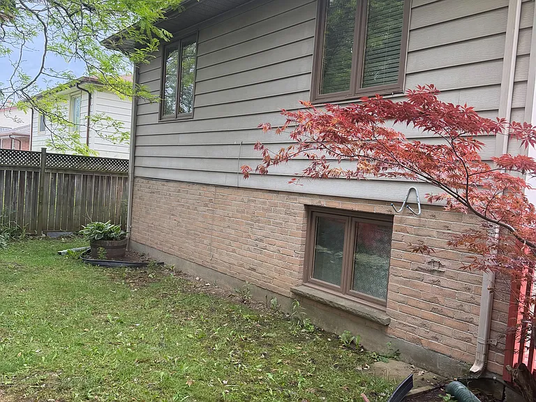 75 Golfview Cres — Photo 30