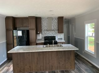 213 Mountain Dr, Stone Mountain, GA 30087