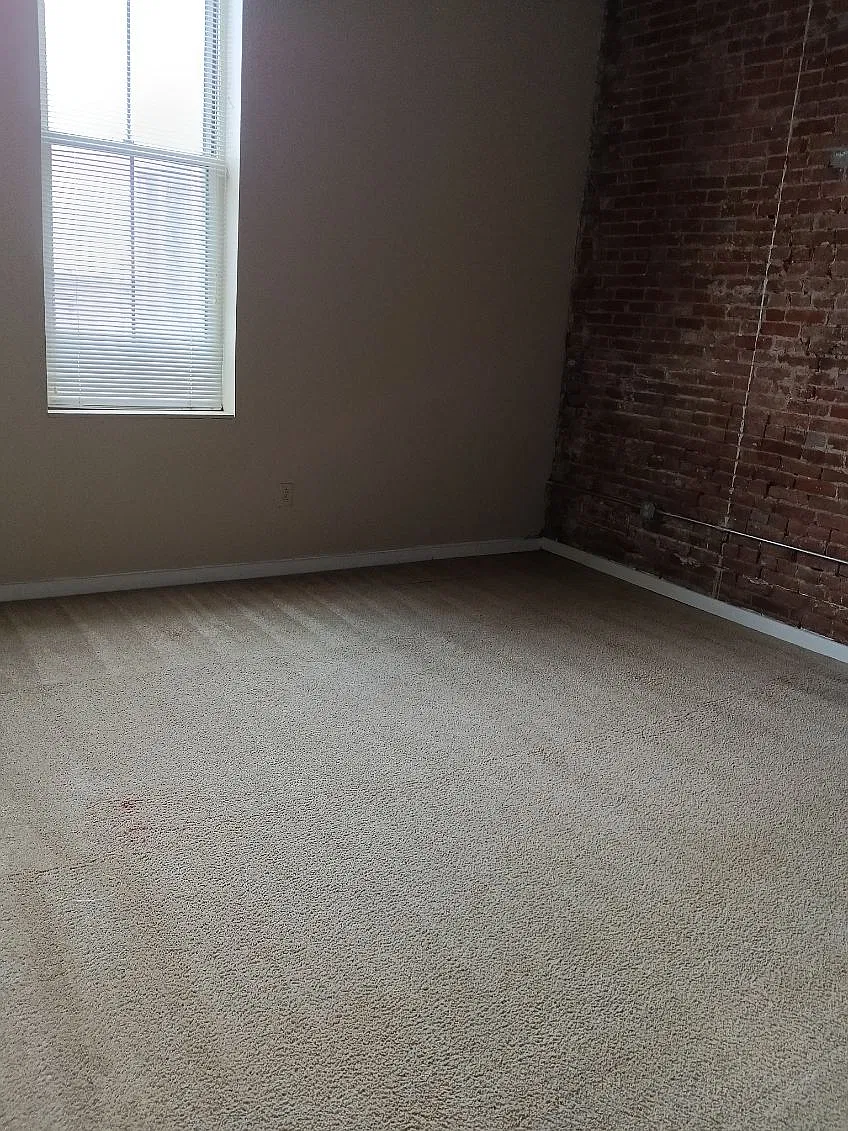 2 bed, 1400 sqft, $1,027 — Photo 3