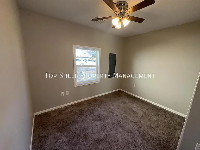 4148 Mattern Ave — Photo 5