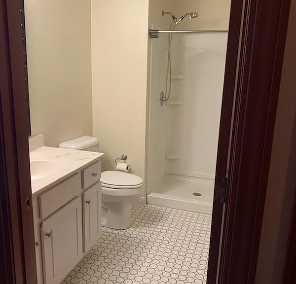 133 E Main St #21 — Photo 4