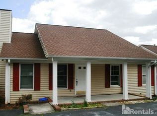 114 Ewbank Dr, Hendersonville, NC 28791