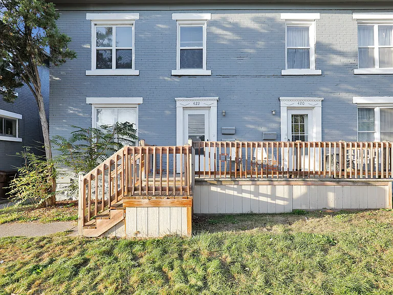 420 W Saginaw St #422-1/2 — Photo 11