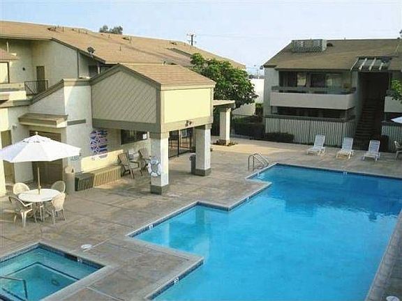 Refreshing Pool & Spa!