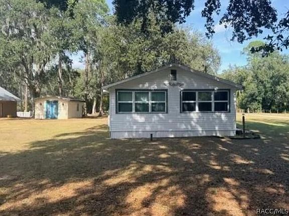 3rd image of 725 W Socrum Loop Rd