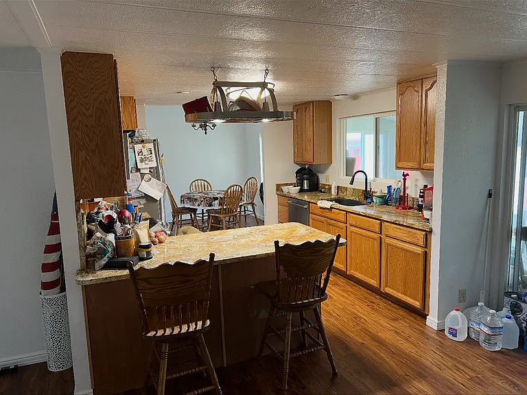 1130 Indiana Ave SE — Photo 4