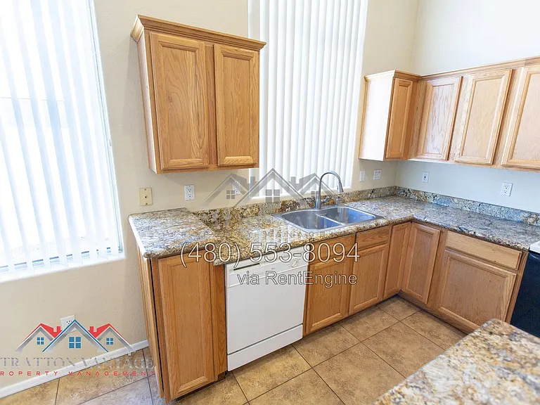 1578 E Megan St — Photo 13