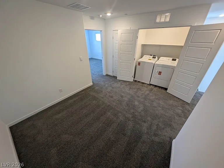 484 Golden Myna Ave — Photo 15